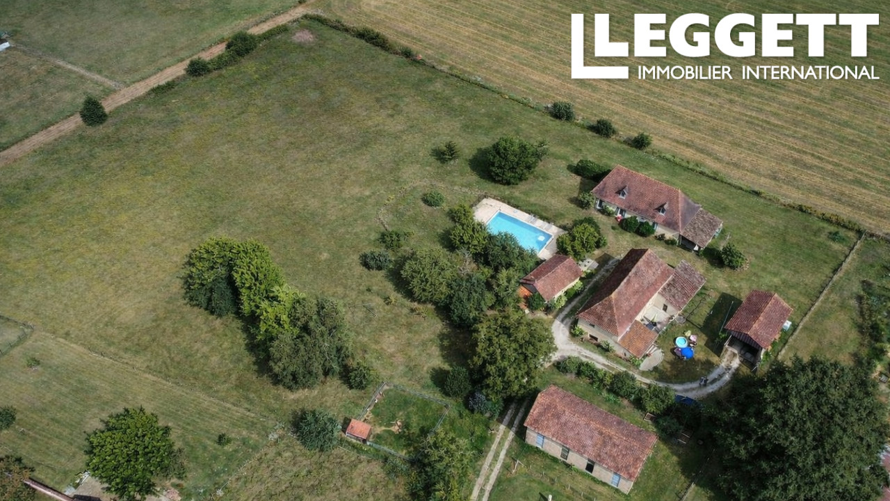 Maison 20 pièces 145 m² · à Saint-Agne · 145 m² · 469 000 €