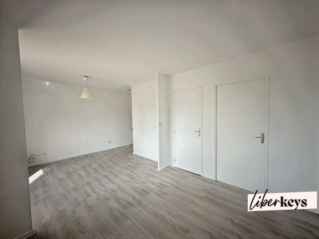 Appartement – Vaulx-en-Velin, Le Village - Plus