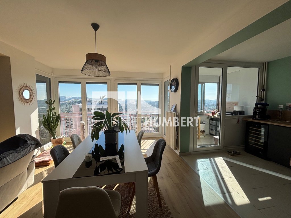 Appartement 4 pièces 84 m² · à Villars · 84 m² · 125 000 €