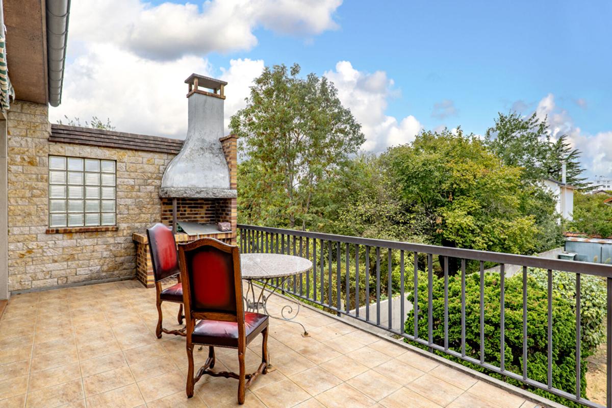 Maison – ST MAUR DES FOSSES VAL-DE-MARNE ILE-DE-FRANCE - Plus