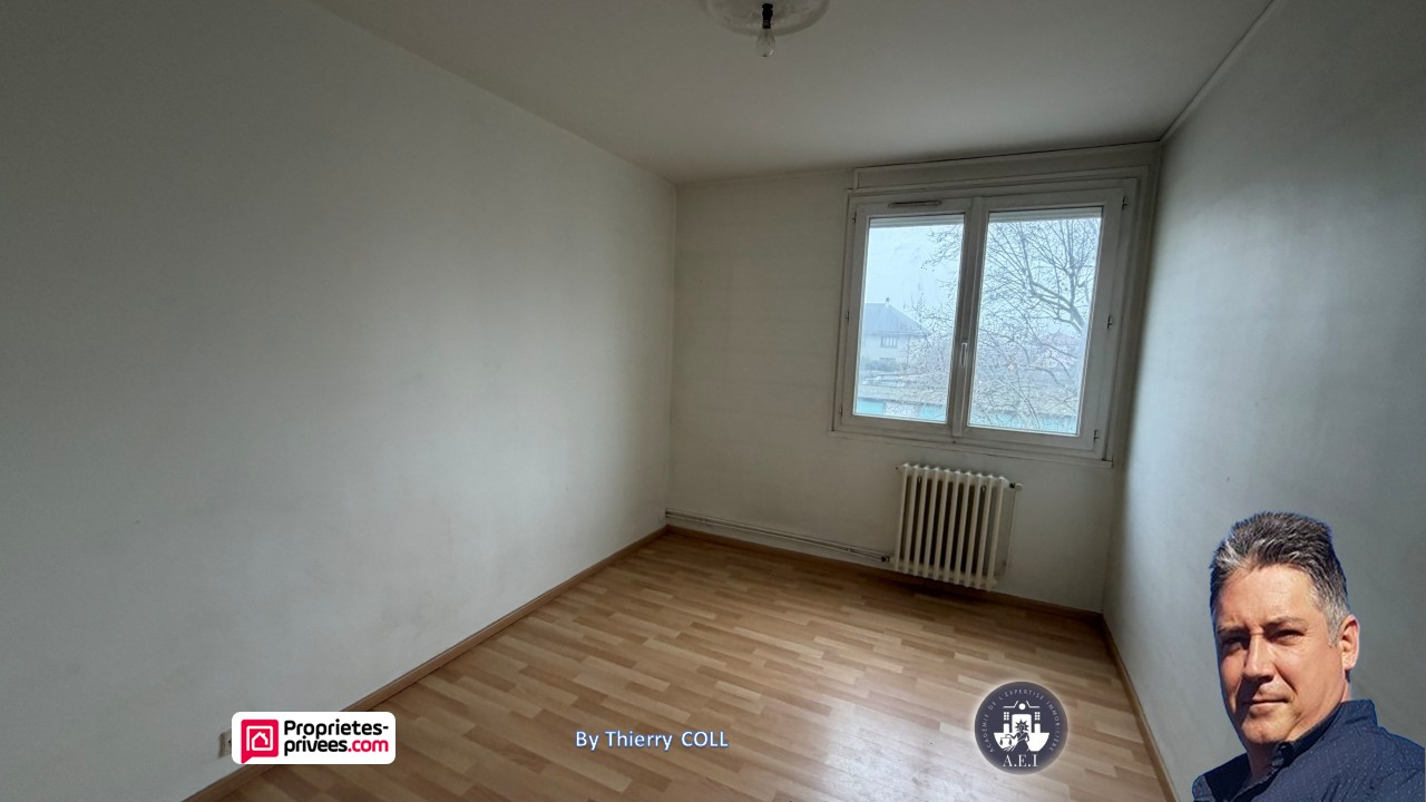 Appartement – ST FONS RHONE AUVERGNE-RHÔNE-ALPES - Vue 2