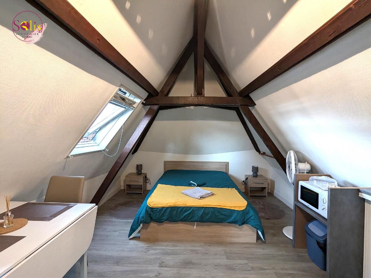 Appartement 1 pièce 11 m² · à Cognac · 11 m² · 350 €/mois