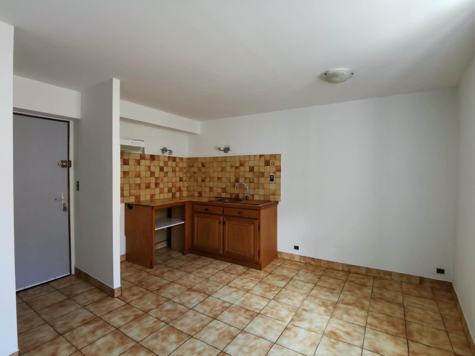 Appartement – AUBENAS ARDECHE AUVERGNE-RHÔNE-ALPES - Vue 3