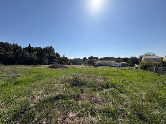 Achat Terrain 816m² SUSSARGUES 34160 - Vue 2