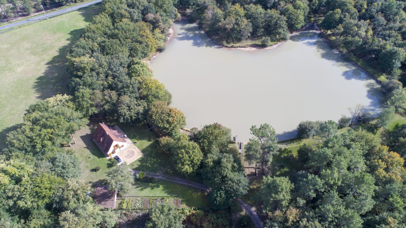 Maison 6 pièces 174 m² · à Échourgnac · 174 m² · 459 000 €