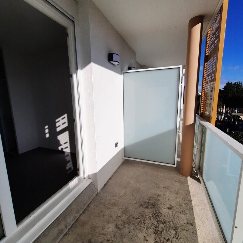 Appartement – NIMES GARD OCCITANIE - Vue 3
