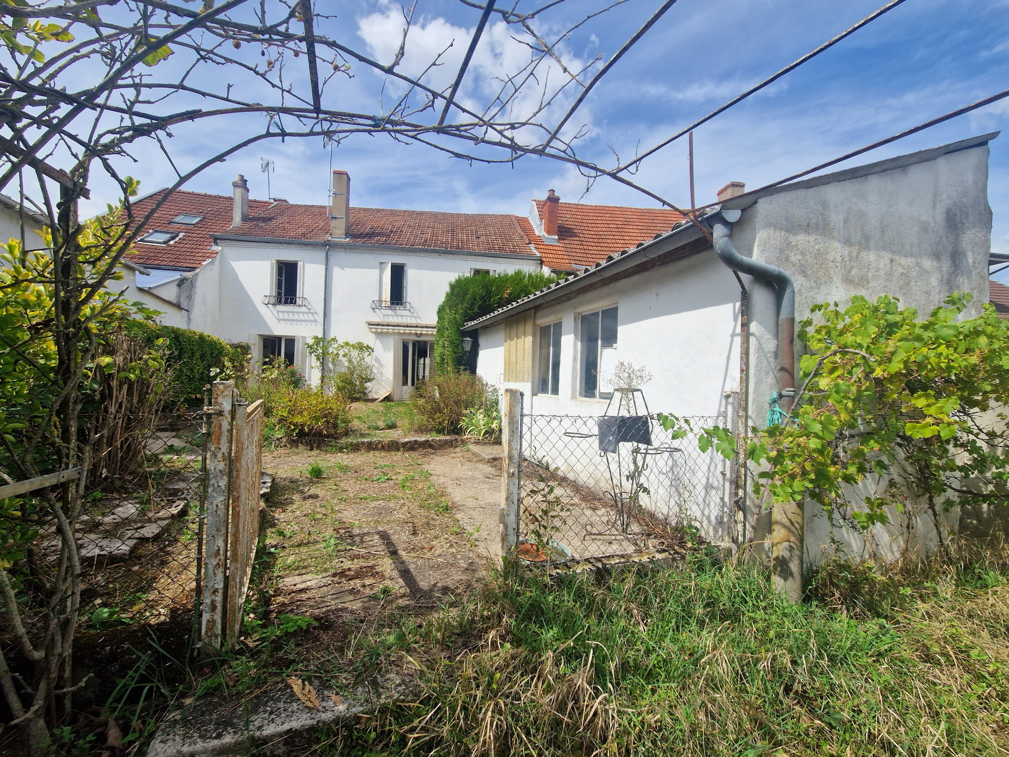 Maison 7 pièces 182 m² · à St Jean de Losne · 182 m² · 175 000 €
