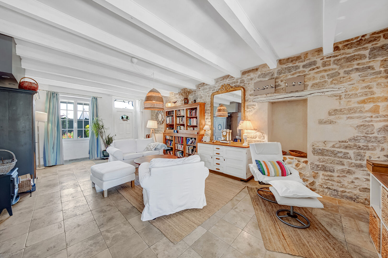 Maison 7 pièces 200 m² · à Izier · 200 m² · 440 000 €