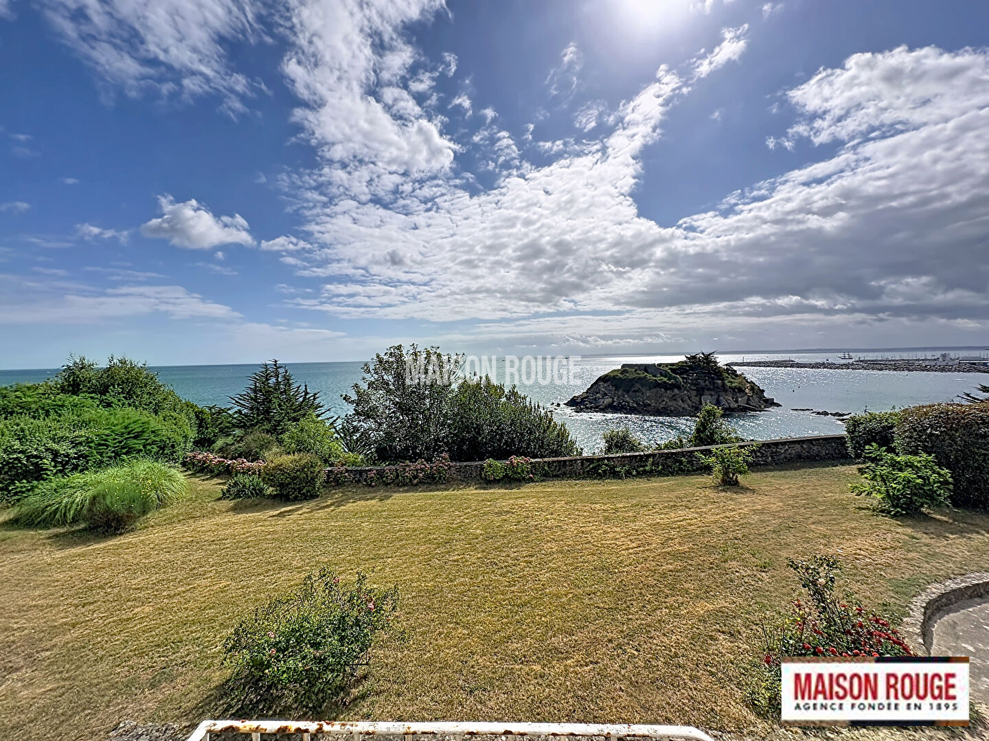 Maison 10 pièces 295 m² · à St Quay Portrieux · 295 m² · 1 519 600 €