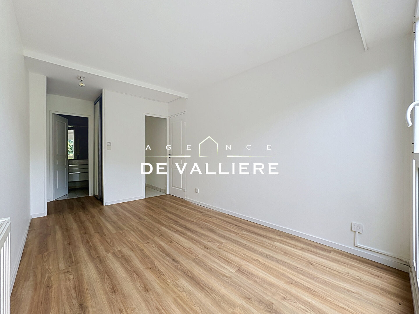 Appartement – RUEIL MALMAISON HAUTS-DE-SEINE ILE-DE-FRANCE - Vue 5