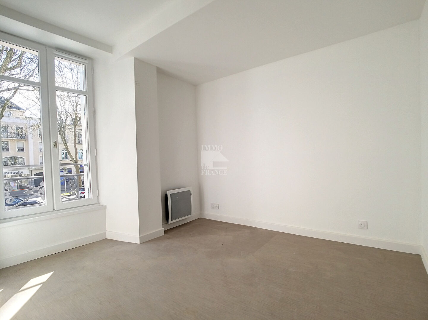 Appartement – LAVAL MAYENNE PAYS-DE-LA-LOIRE - Vue 4