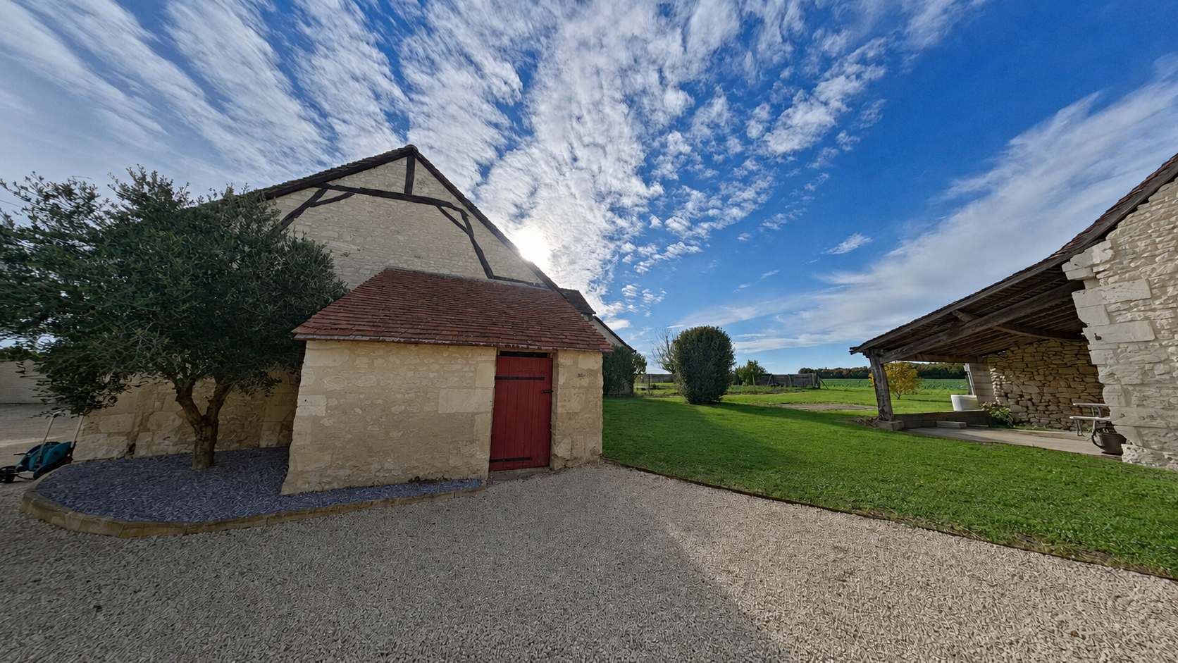 Maison 7 pièces 259 m² · à Sazilly · 259 m² · 423 280 €