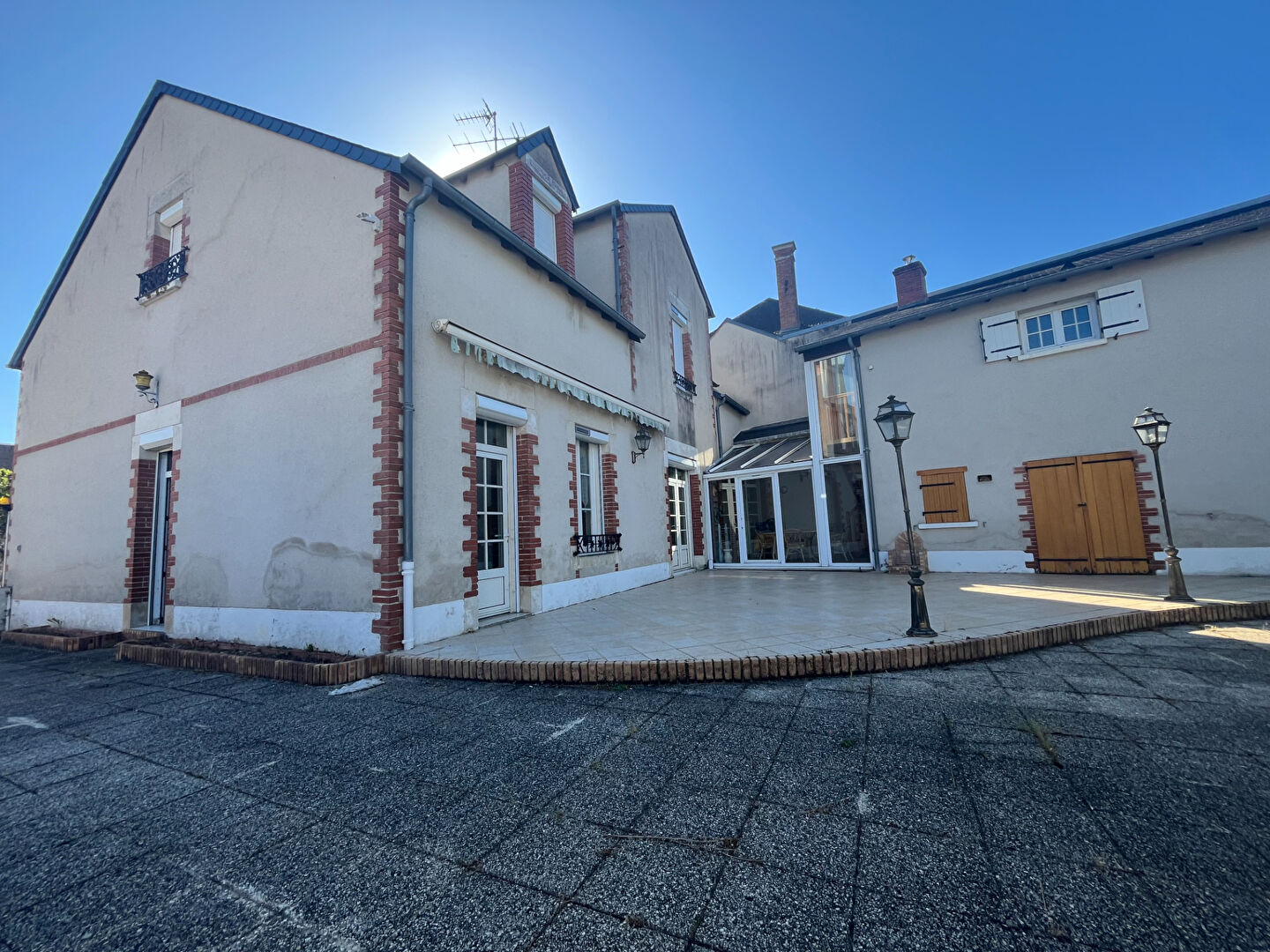Maison 7 pièces 245 m² · à Levet · 245 m² · 192 500 €