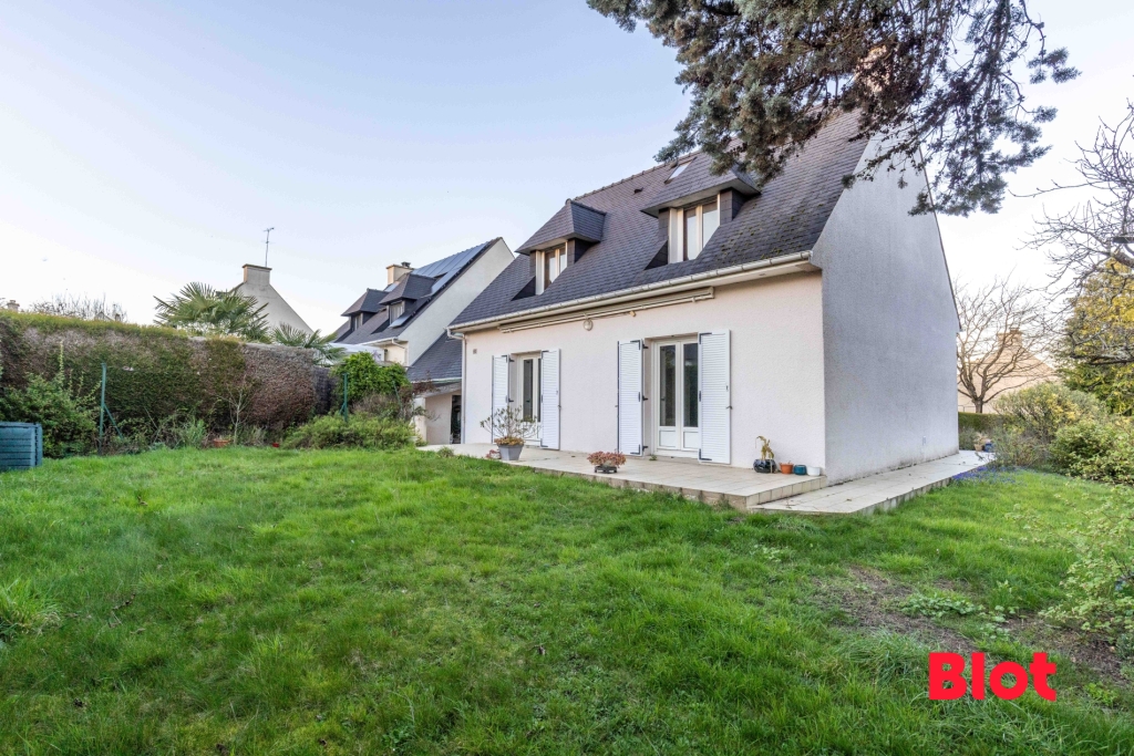 Maison 6 pièces 122 m² · à Saint-Erblon · 122 m² · 298 480 €