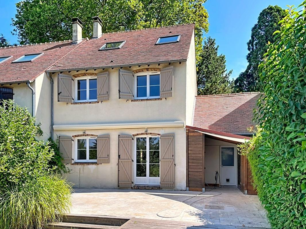 Maison 6 pièces 137 m² · à Bailly · 137 m² · 678 000 €