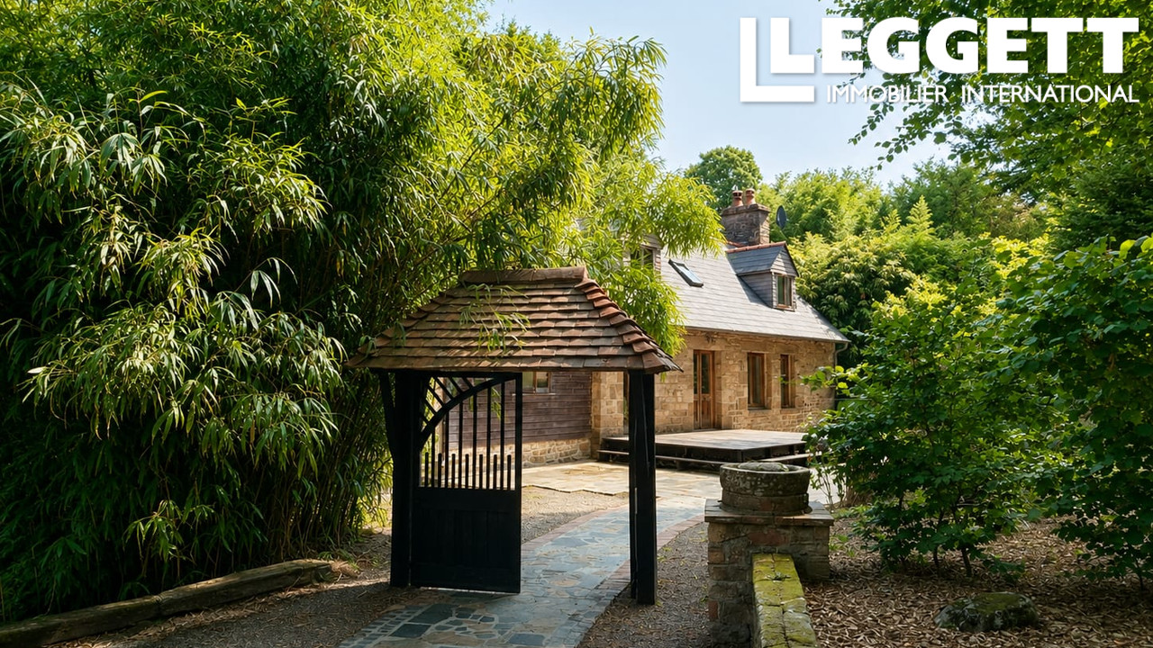 Maison 16 pièces 300 m² · à St Pois · 300 m² · 545 000 €