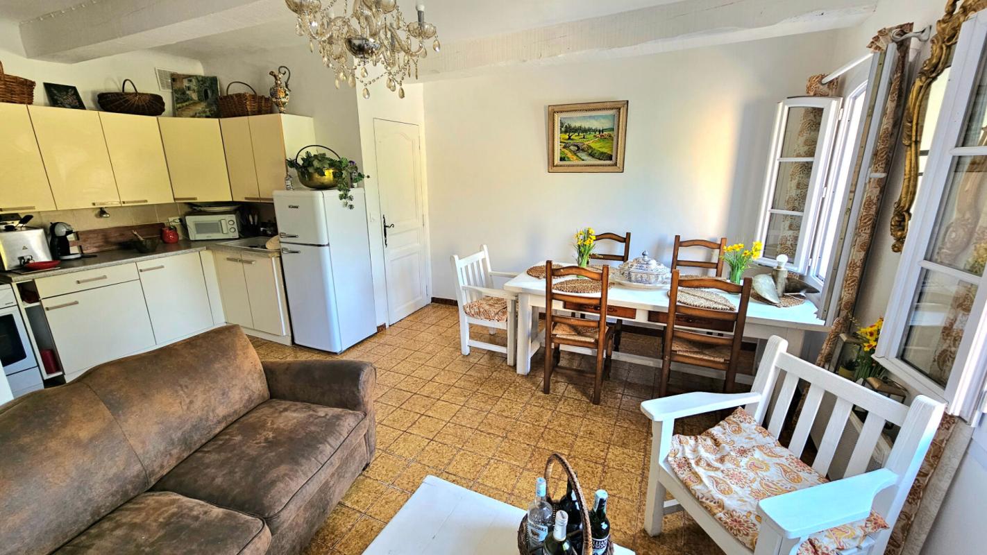 Appartement – CLAVIERS VAR PROVENCE-ALPES-COTE-D-AZUR - Vue 2