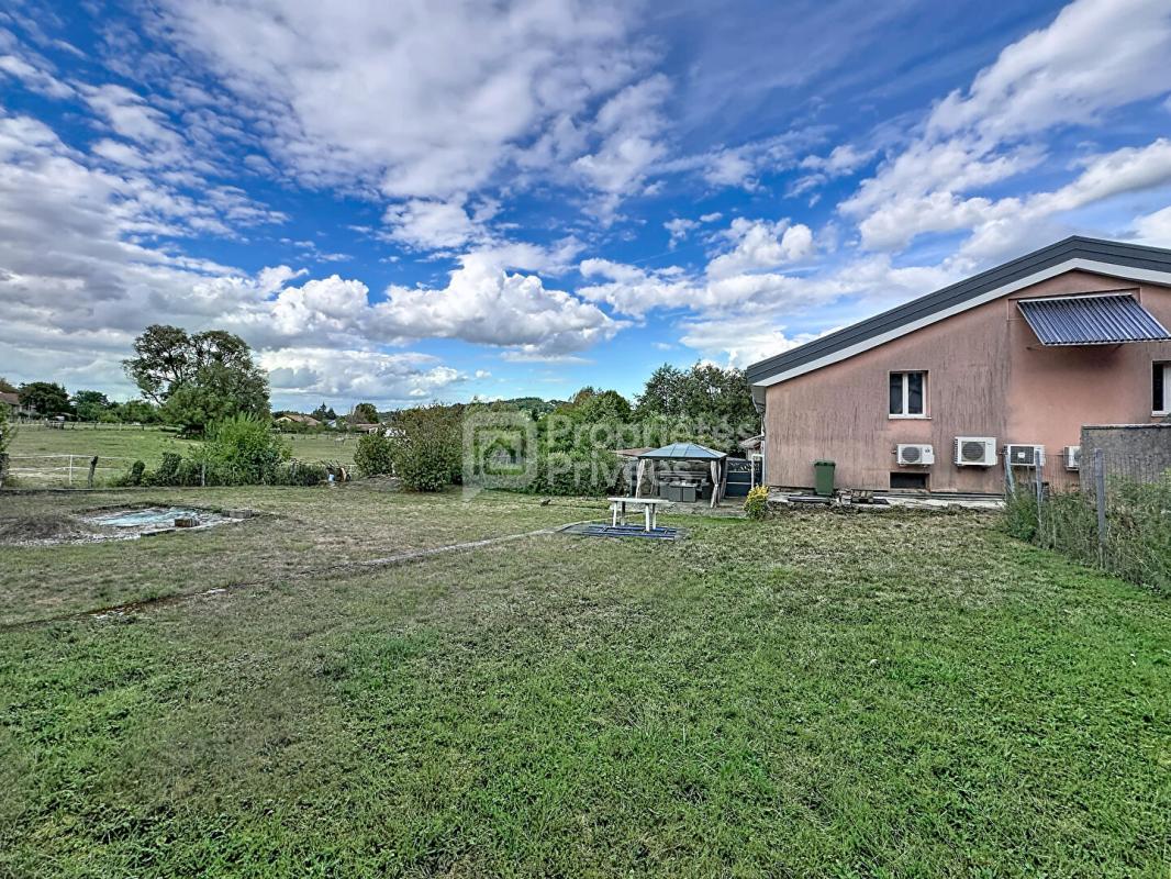 Maison 6 pièces 190 m² · à Brantigny · 190 m² · 218 000 €