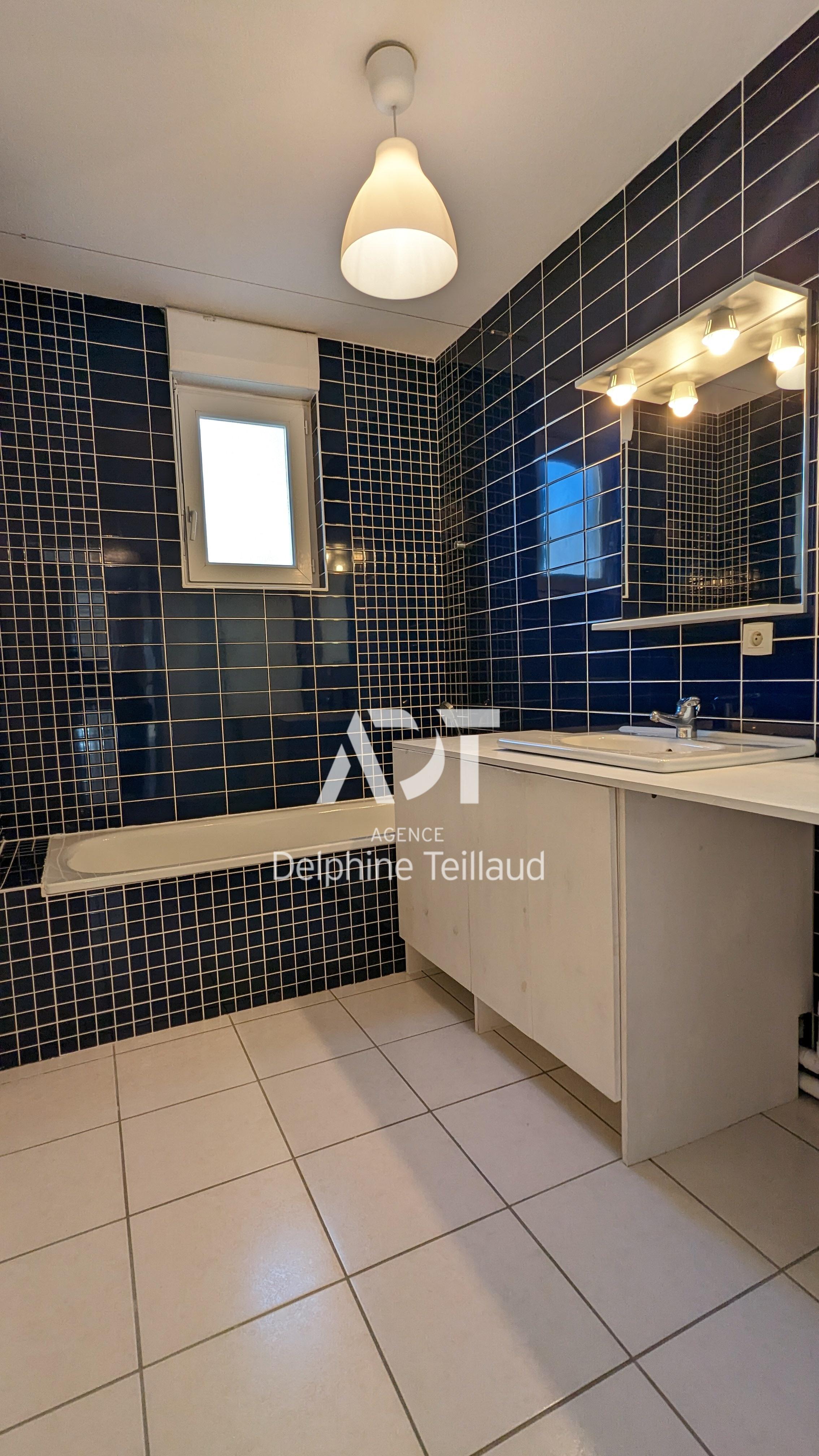 Appartement – GRENOBLE ISERE AUVERGNE-RHÔNE-ALPES - Plus