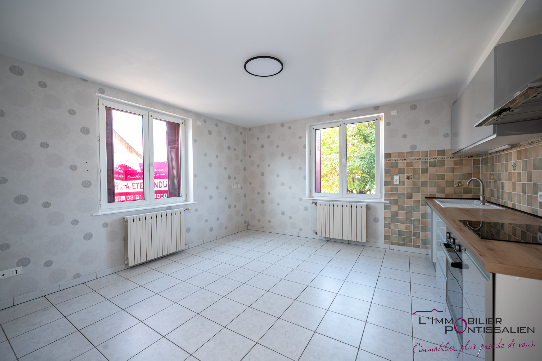 Appartement – Frasne, Doubs - Plus