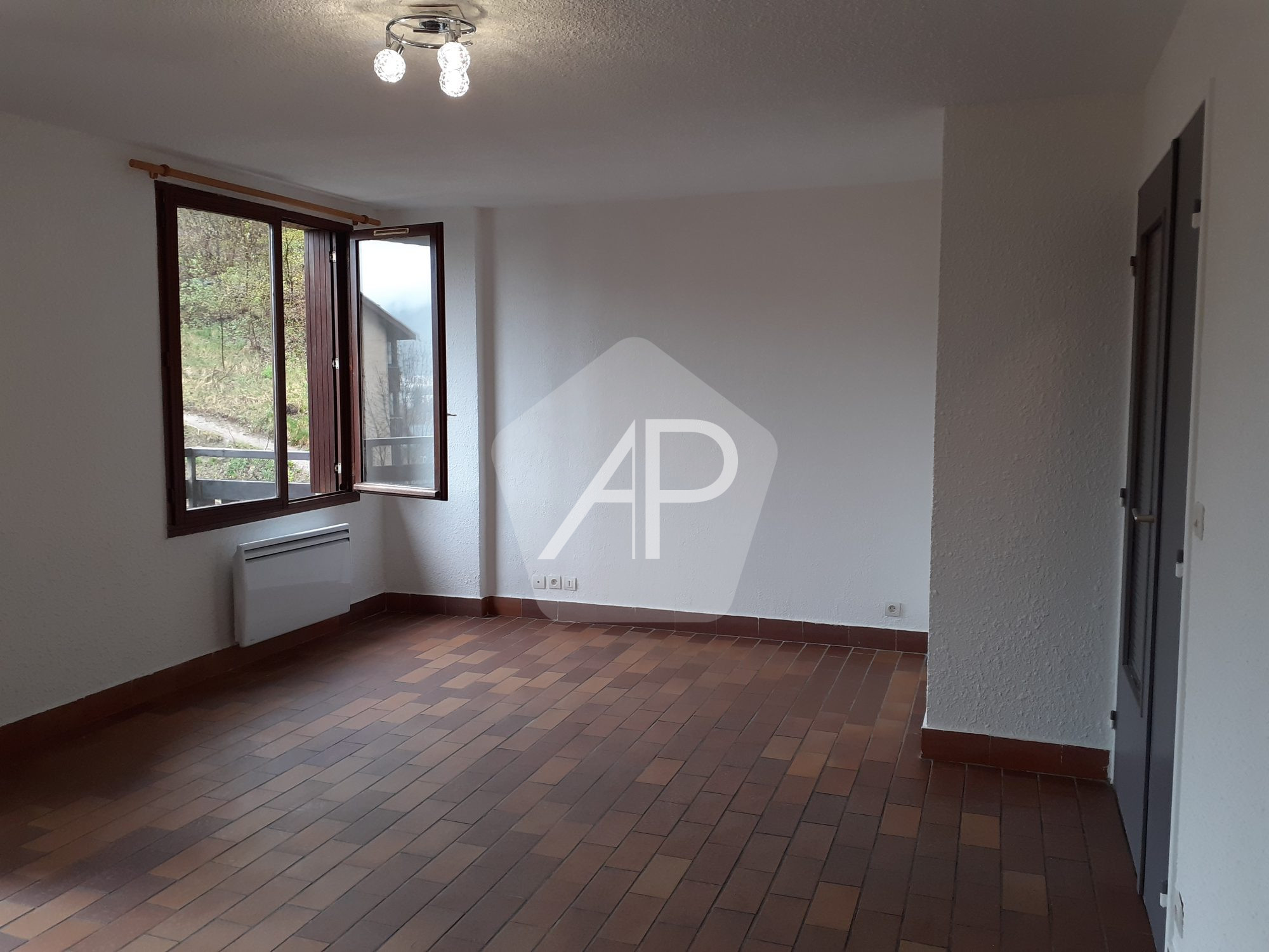 Appartement – BRIANCON HAUTES-ALPES PROVENCE-ALPES-COTE-D-AZUR - Vue 2