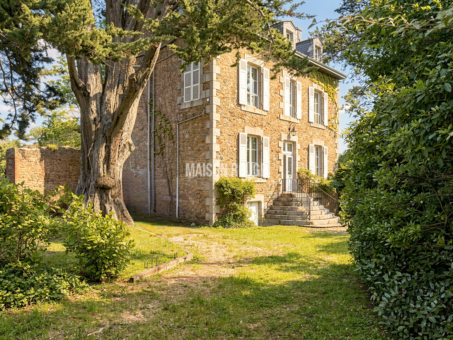 Maison 13 pièces 309 m² · à Saint-Briac-sur-Mer · 309 m² · 2 410 400 €