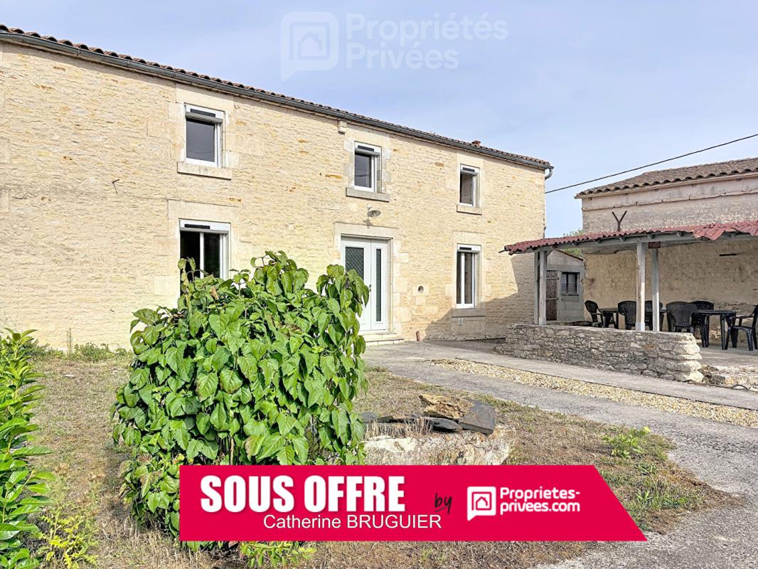 Maison 4 pièces 135 m² · à St Jean de Liversay · 135 m² · 299 000 €