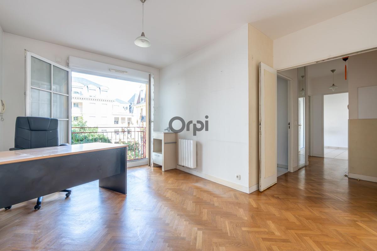 Appartement 2 pièces 44 m² · à Le Plessis Robinson · 44 m² · 260 000 €