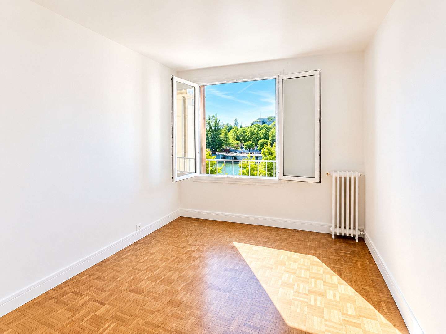 Appartement – ST OUEN L AUMONE VAL-D'OISE ILE-DE-FRANCE - Plus
