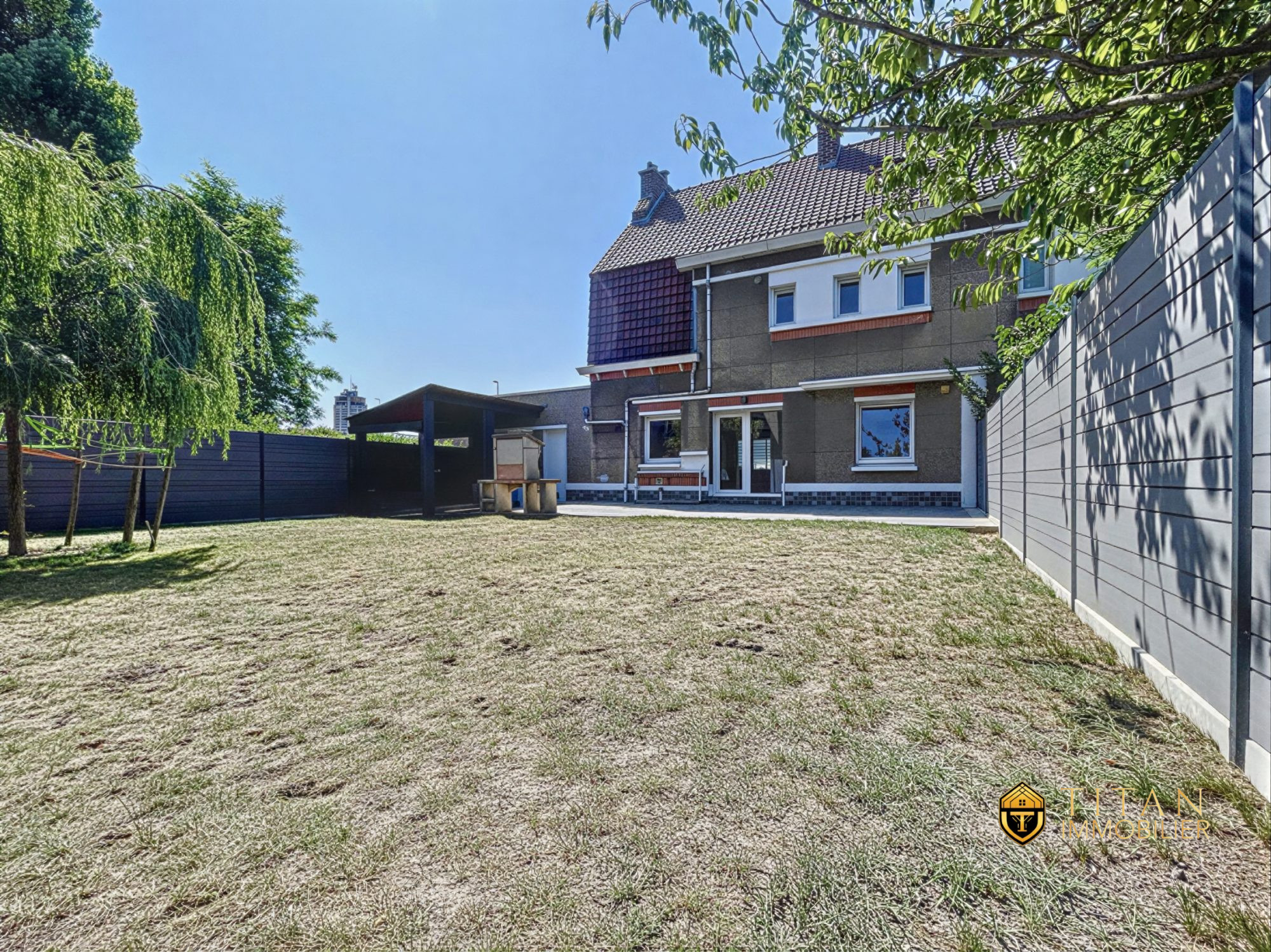 Maison 5 pièces 135 m² · à Dunkerque · 135 m² · 390 000 €