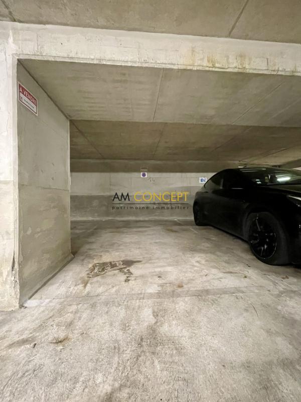 Parking  NICE 06300 NICE