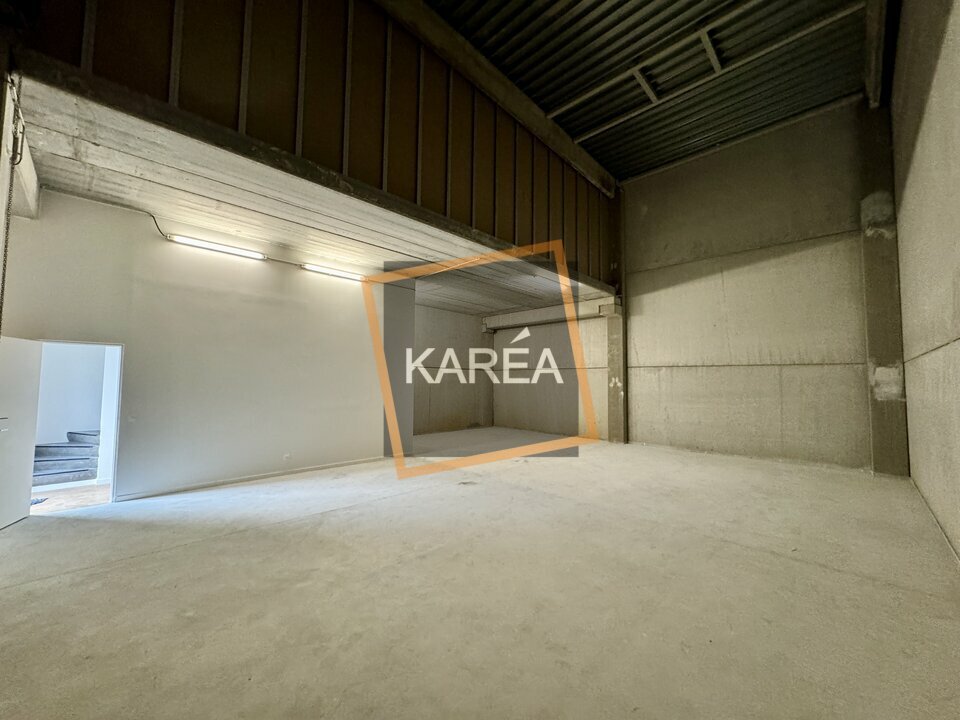 Local commercial 159 m² · à Serris · 159 m² · 1 858 €/mois