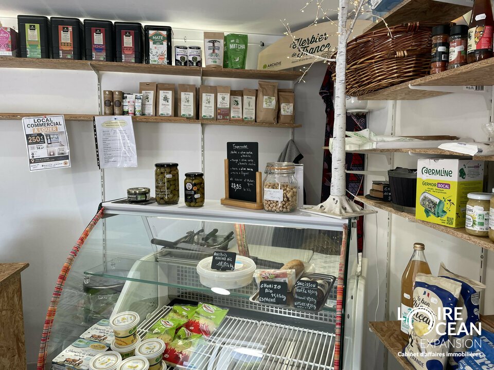 Local commercial 14 m² · à Mauves sur Loire · 14 m² · 215 €/mois