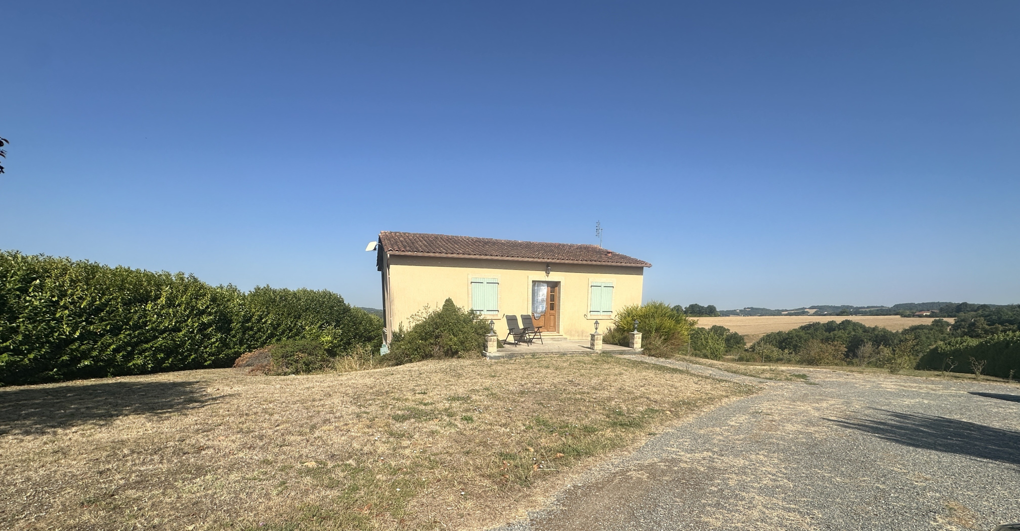 Maison 4 pièces 199 m² · à Les Essards · 199 m² · 187 000 €