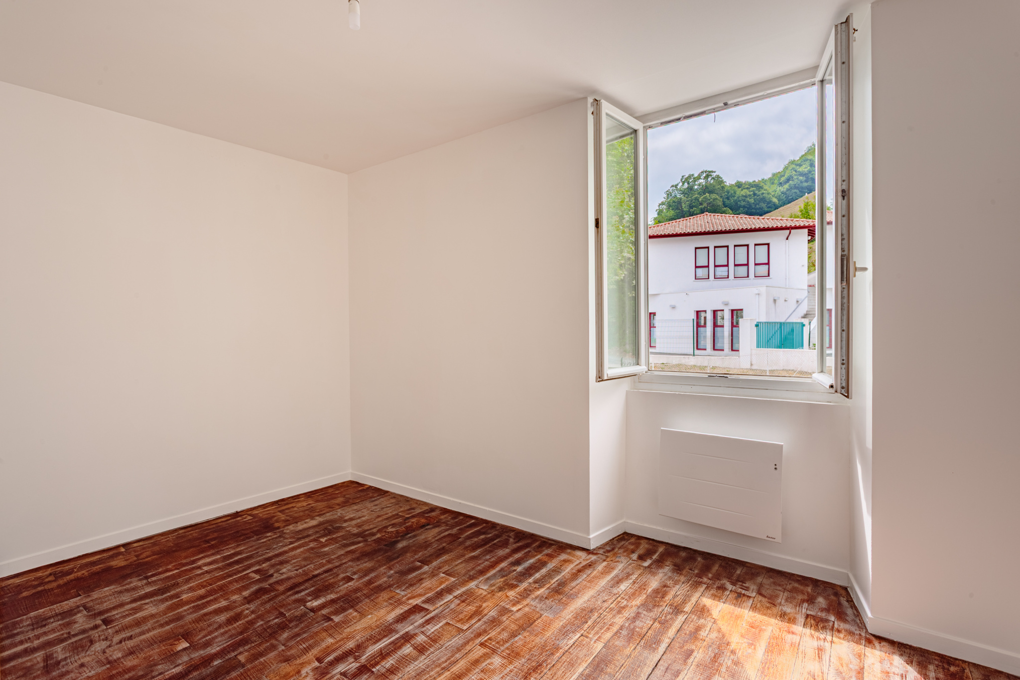 Appartement – HASPARREN PYRENEES-ATLANTIQUES NOUVELLE-AQUITAINE - Plus