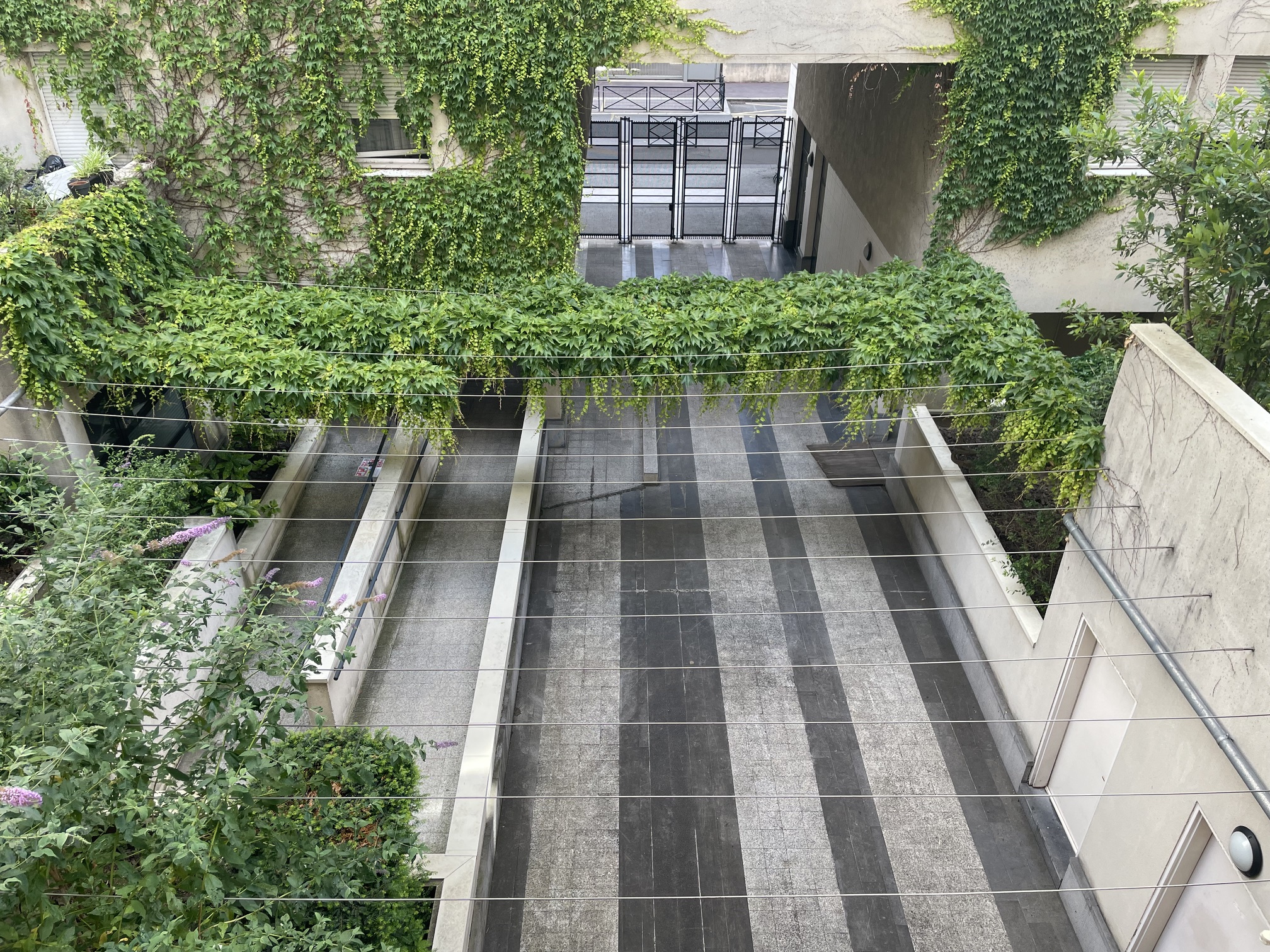 Appartement – CLICHY HAUTS-DE-SEINE ILE-DE-FRANCE - Vue 3