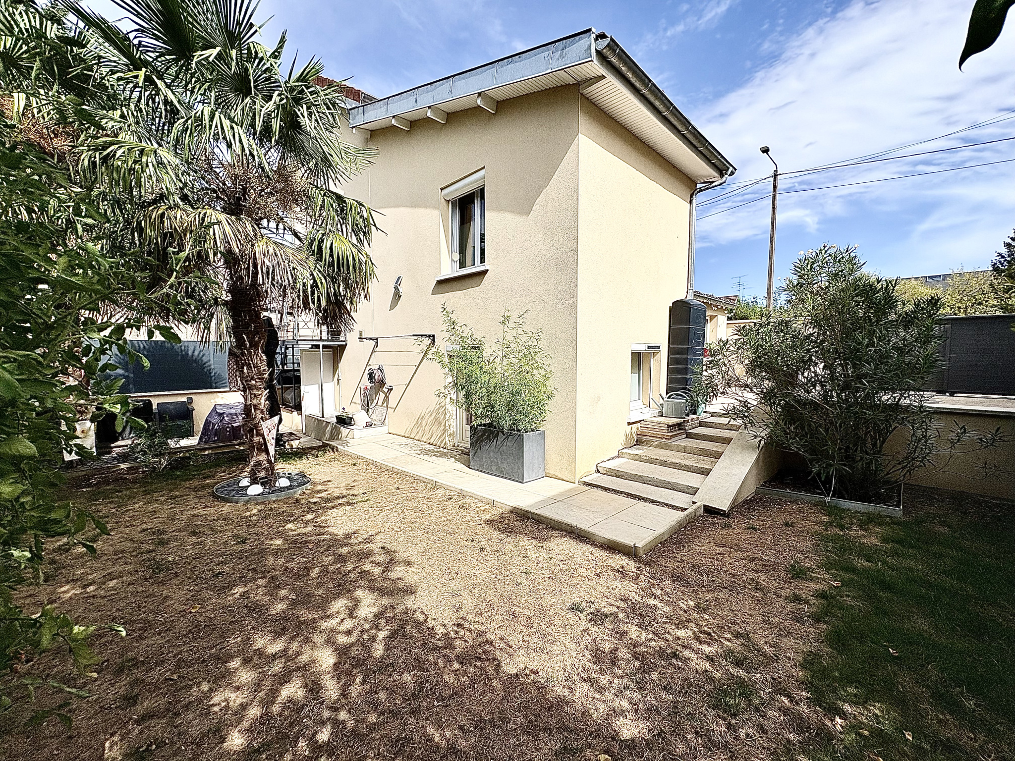 Maison 5 pièces 97 m² · à Dijon · 97 m² · 340 000 €
