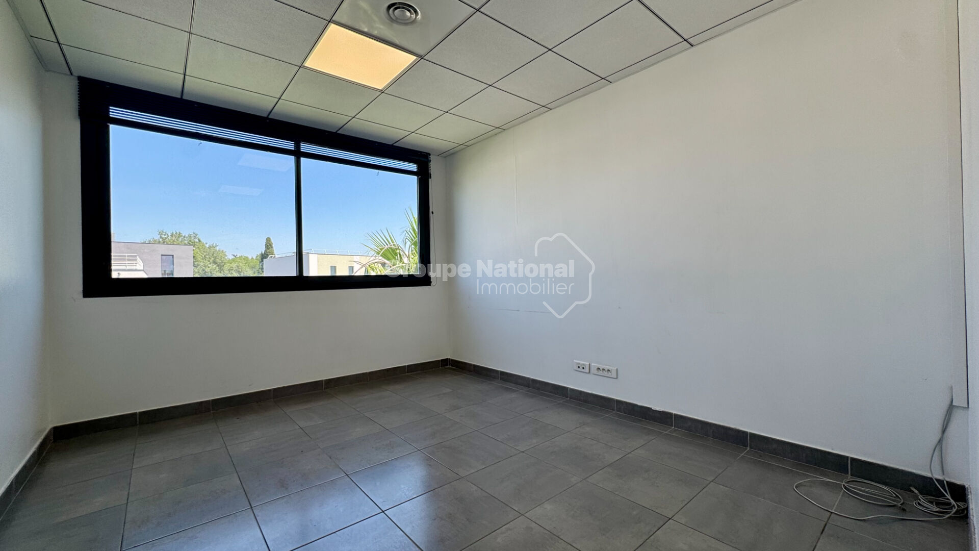 Local commercial 42 m² · à Nimes · 42 m² · 89 000 €