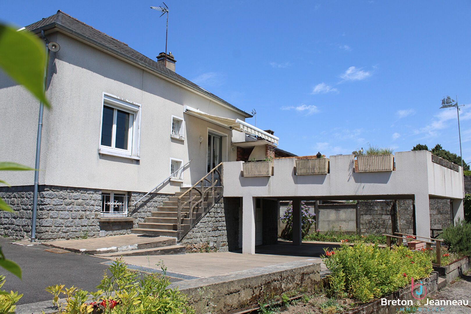 Maison 6 pièces 121 m² · à Ernee · 121 m² · 156 850 €
