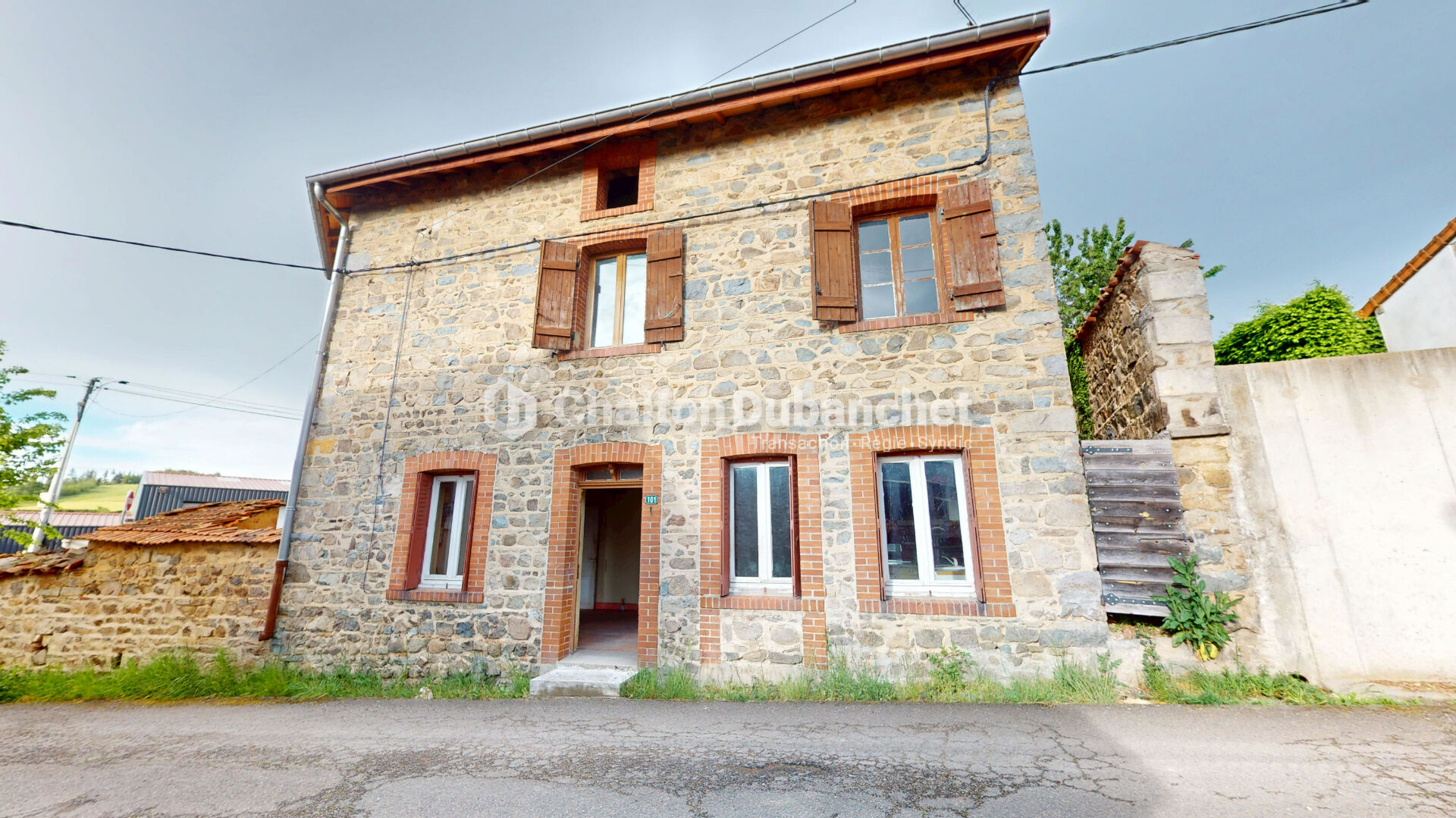 Maison 4 pièces 76 m² · à Chirassimont · 76 m² · 77 000 €