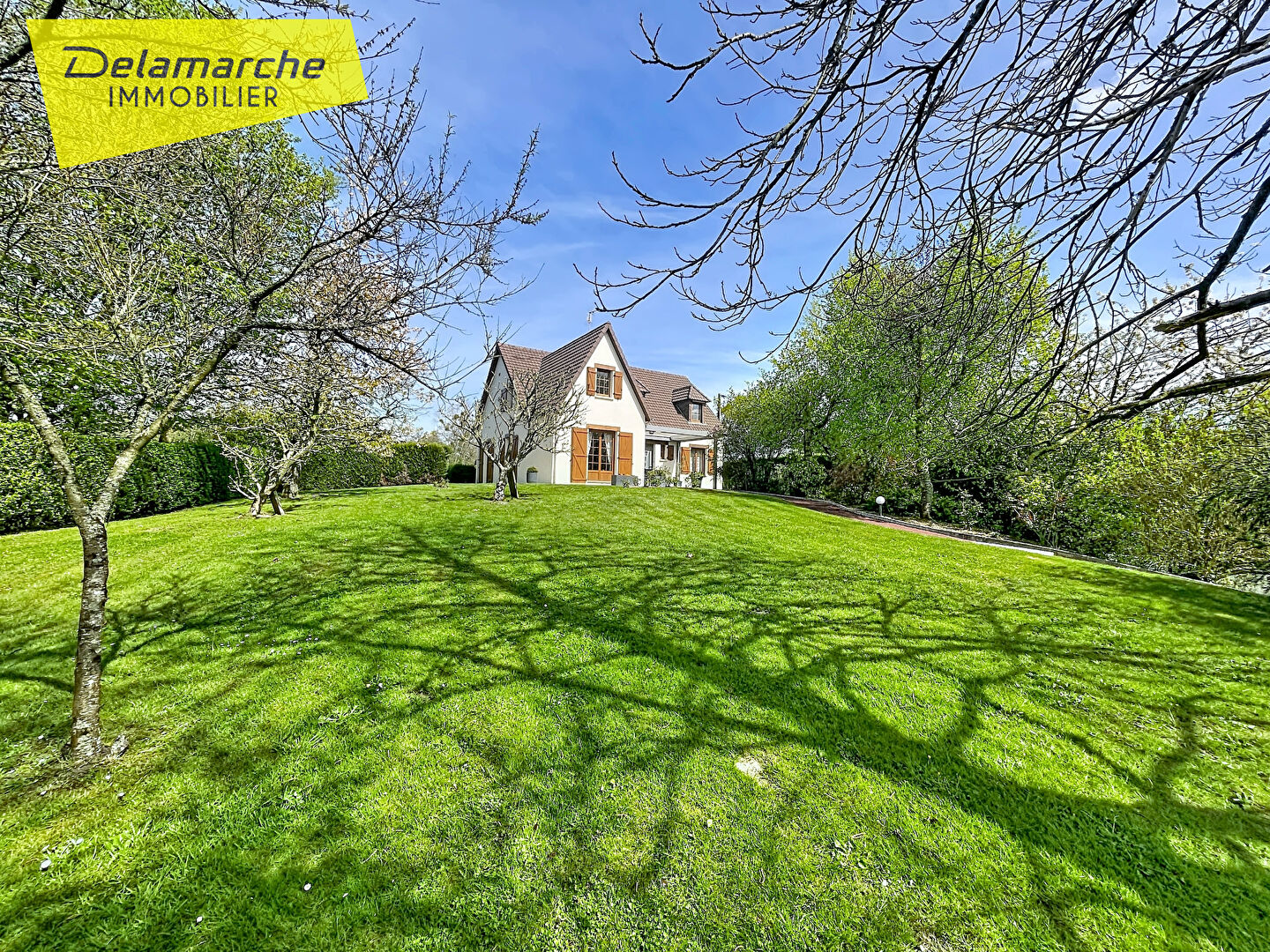 Maison 7 pièces 150 m² · à Longueville · 150 m² · 419 000 €