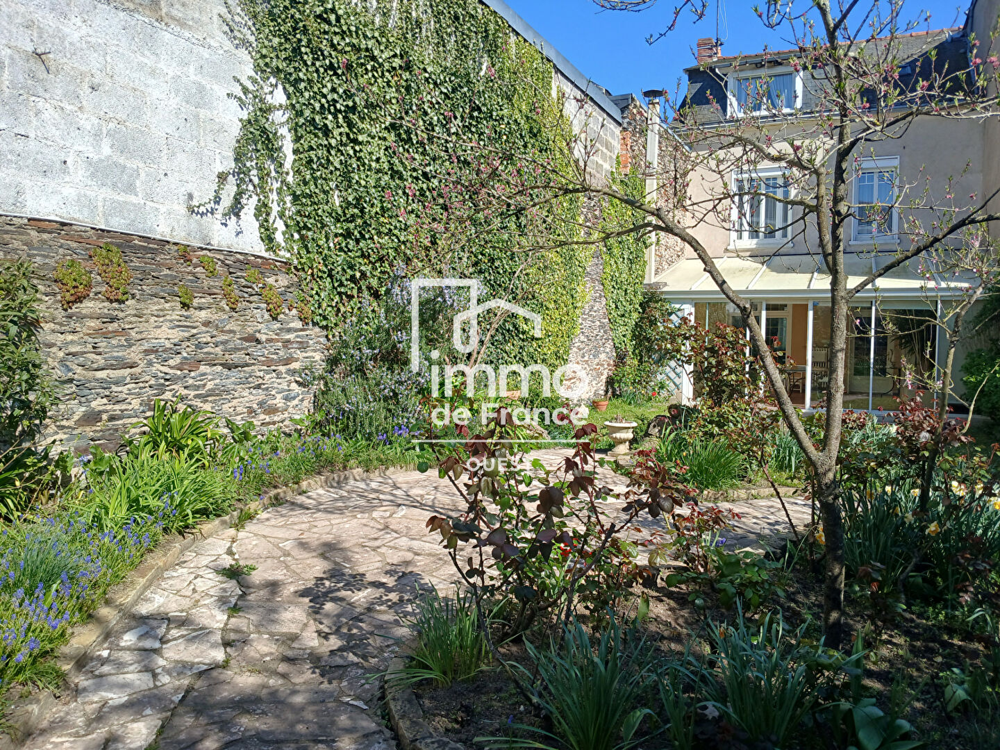 Maison 8 pièces 180 m² · à Angers · 180 m² · 795 000 €