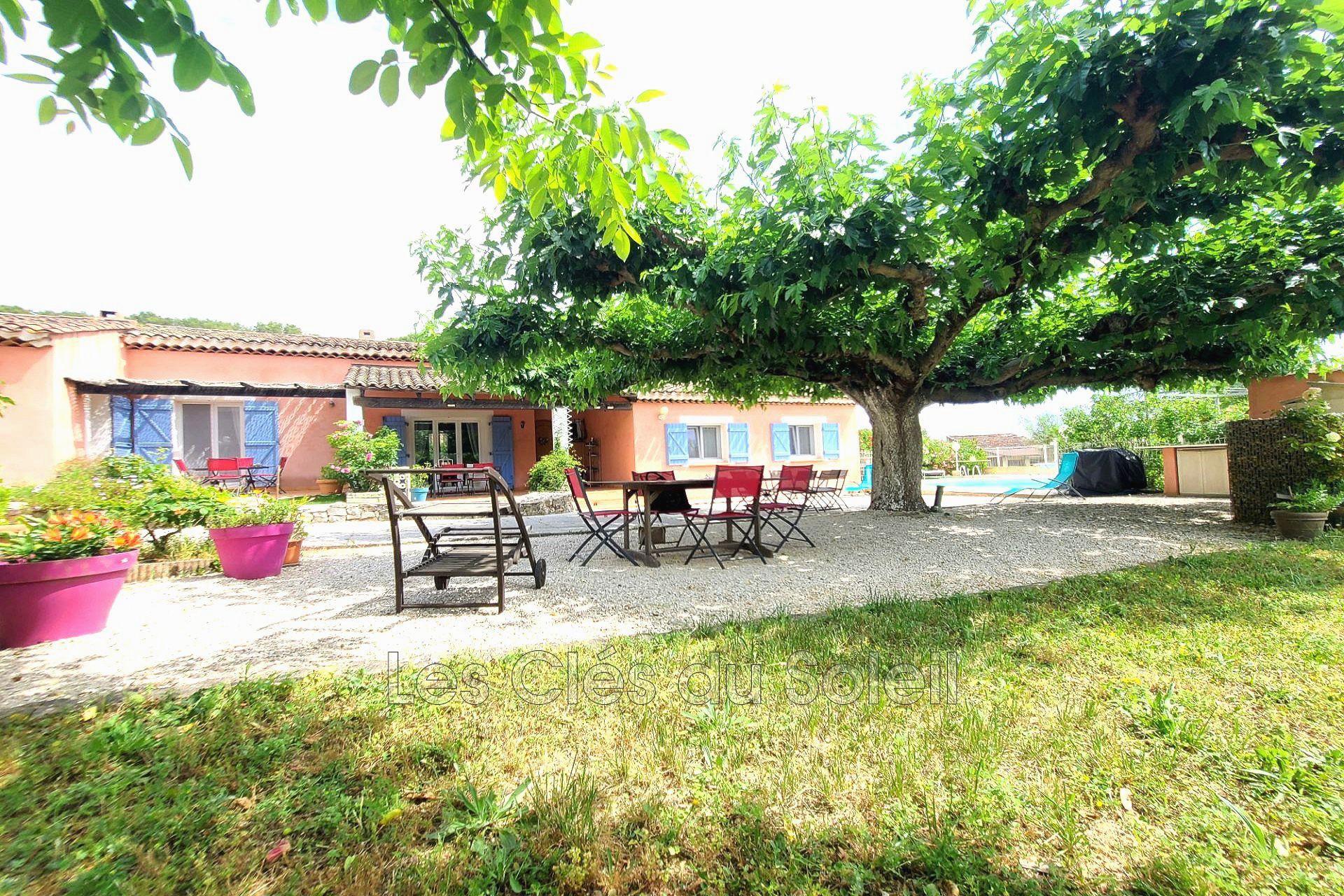 Maison 5 pièces 117 m² · à Cuers · 117 m² · 599 000 €