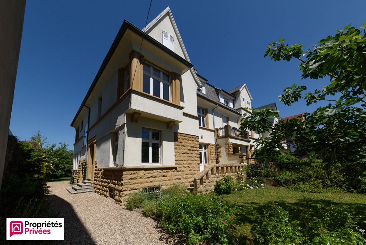 Maison 11 pièces 288 m² · à Le Ban St Martin · 288 m² · 670 000 €