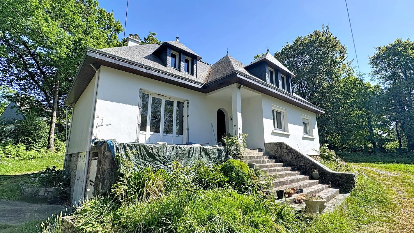 Maison 7 pièces 140 m² · à St Thuriau · 140 m² · 210 900 €