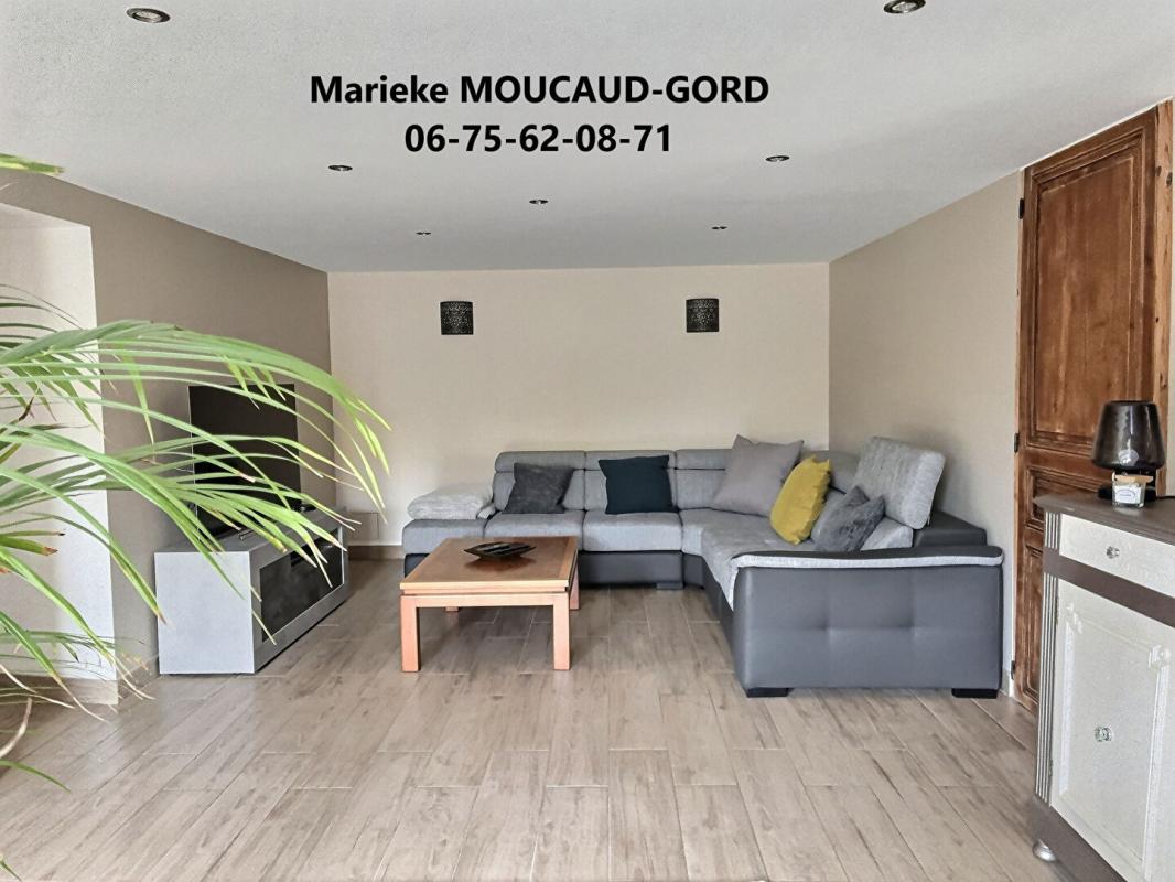 Maison – BEAUZAC HAUTE-LOIRE AUVERGNE-RHÔNE-ALPES - Plus