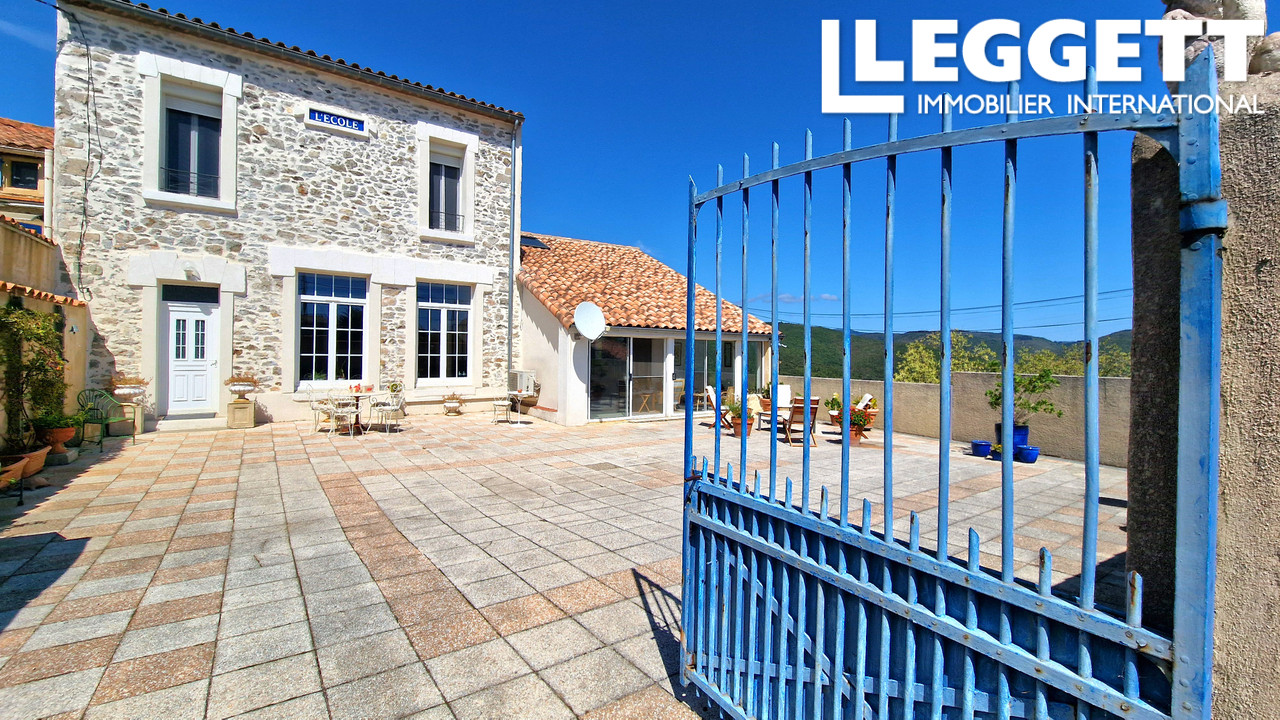 Maison 6 pièces 220 m² · à La Liviniere · 220 m² · 379 000 €
