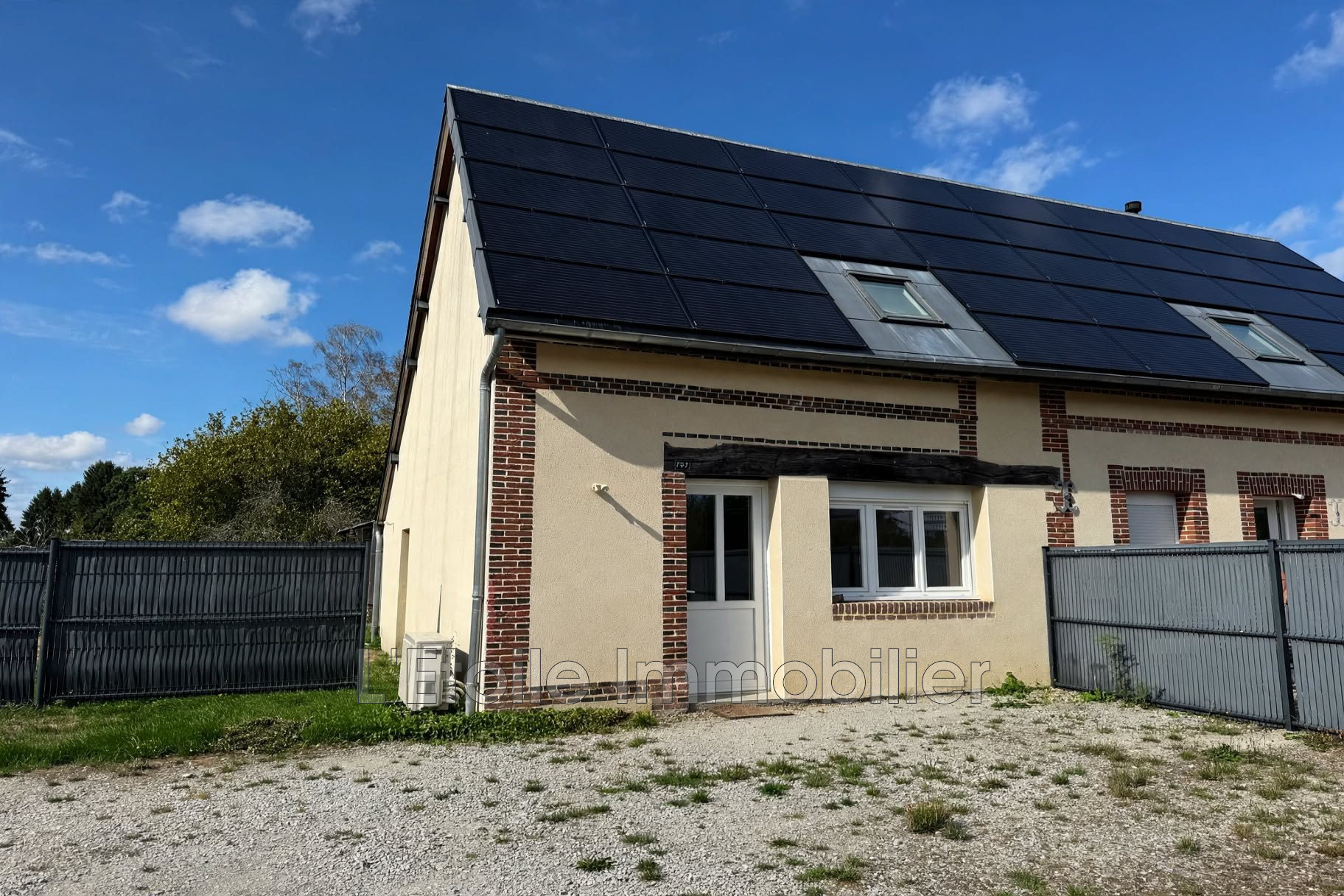 Maison 54 m² · à Auguaise · 54 m² · 657 €/mois