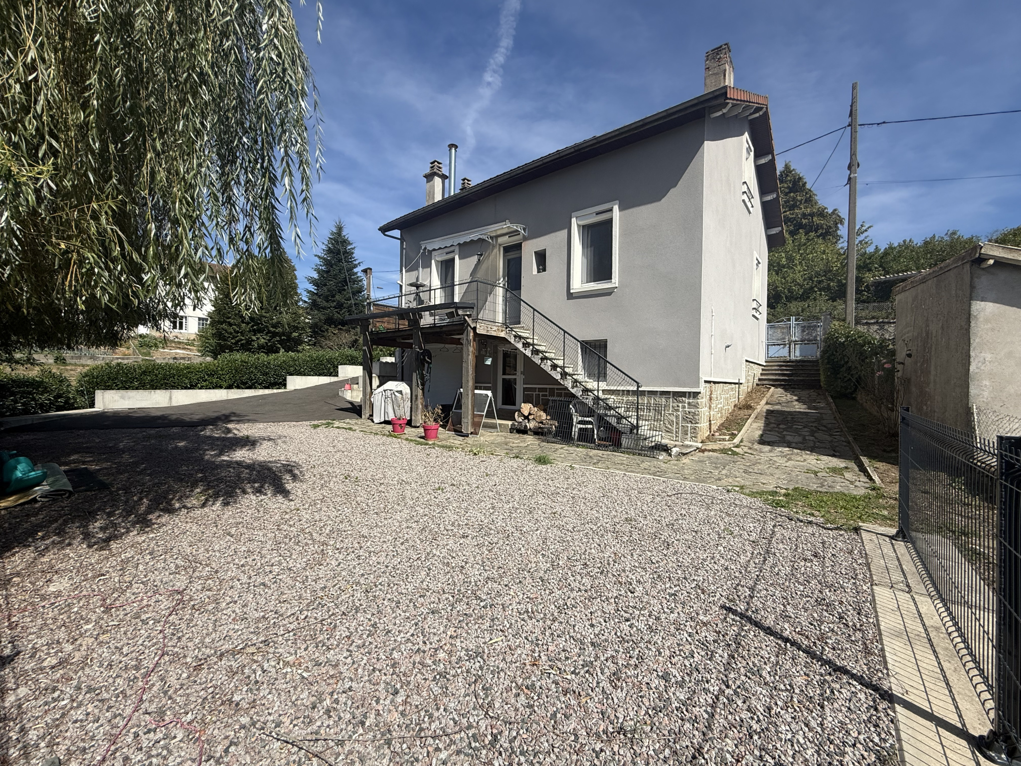 Maison 4 pièces 114 m² · à Celles sur Durolle · 114 m² · 160 000 €