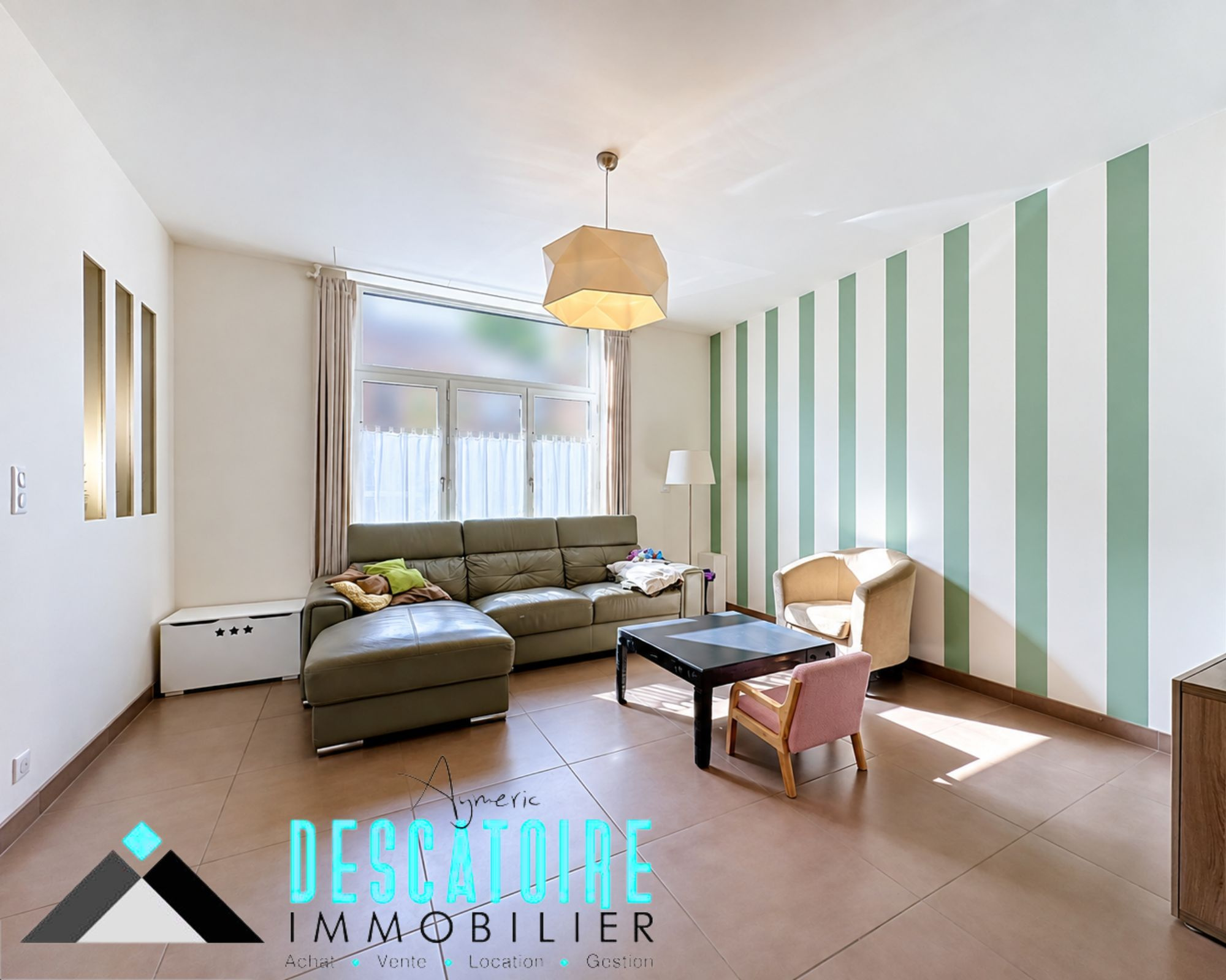 Maison 5 pièces 163 m² · à Erquinghem Lys · 163 m² · 325 000 €